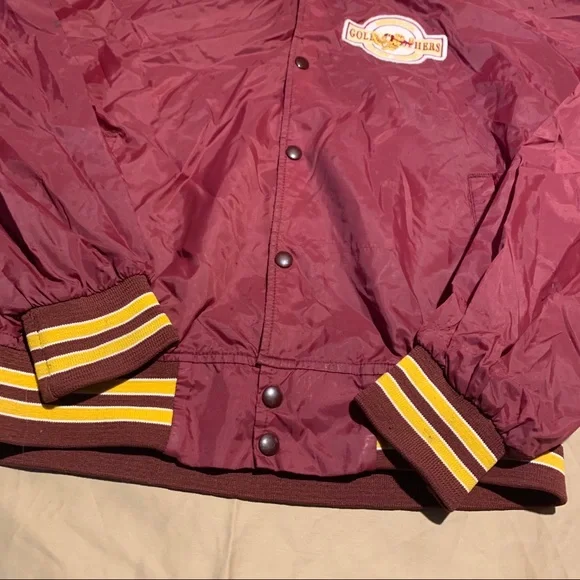 Used vintage Minnesota gophers windbreaker - Picture 8 of 9